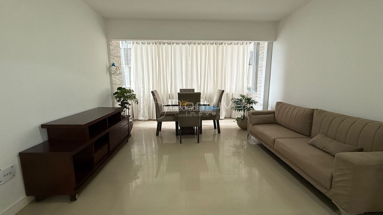 Apartamento para aluguel de temporada em Balneário Camboriú (Praia Central)