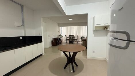 Locação Temporada 3 quartos frente mar Balneário Camboriú