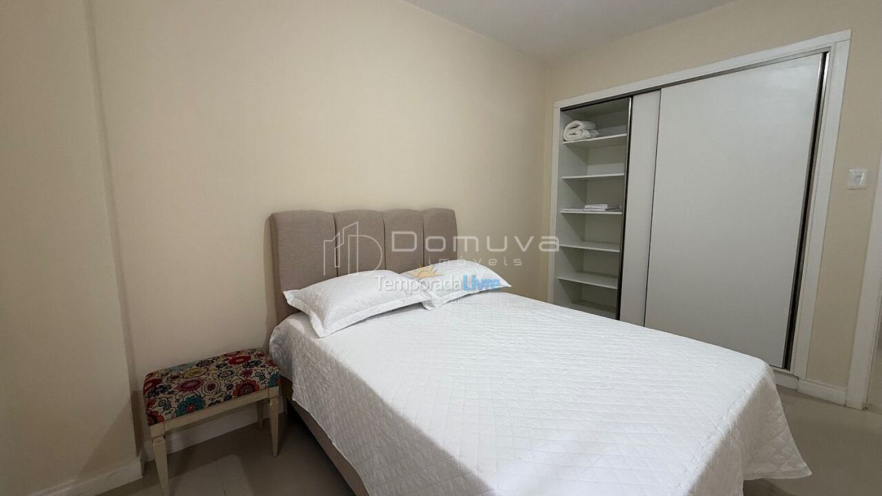 Apartamento para aluguel de temporada em Balneário Camboriú (Praia Central)