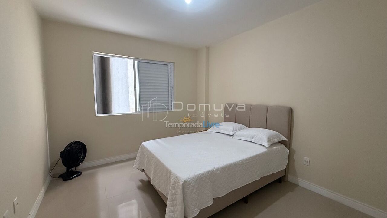 Apartamento para aluguel de temporada em Balneário Camboriú (Praia Central)