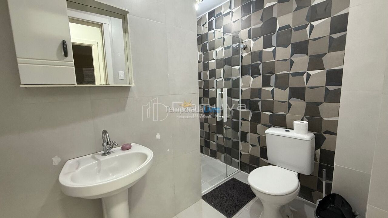 Apartamento para aluguel de temporada em Balneário Camboriú (Praia Central)