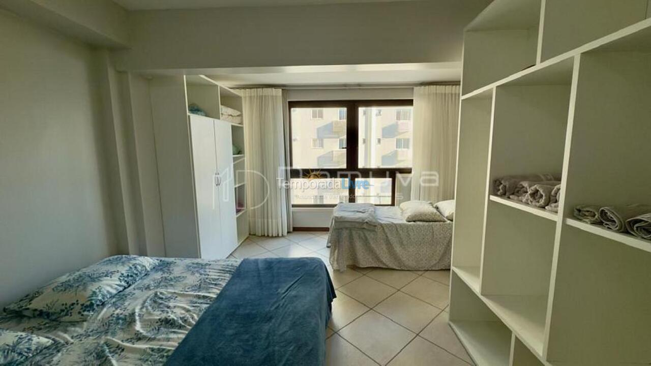 Apartamento para aluguel de temporada em Balneário Camboriú (Centro)