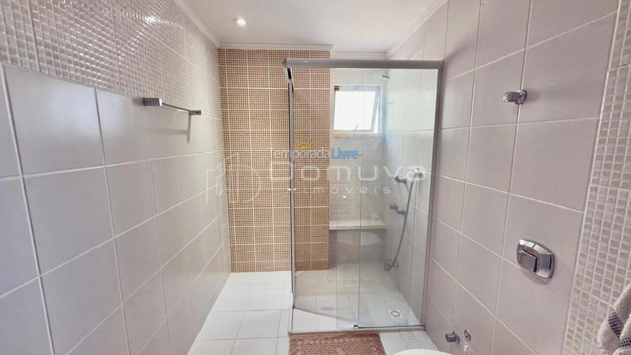 Apartamento para aluguel de temporada em Balneário Camboriú (Centro)