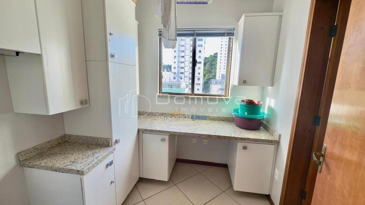 Apartamento para aluguel de temporada em Balneário Camboriú (Centro)