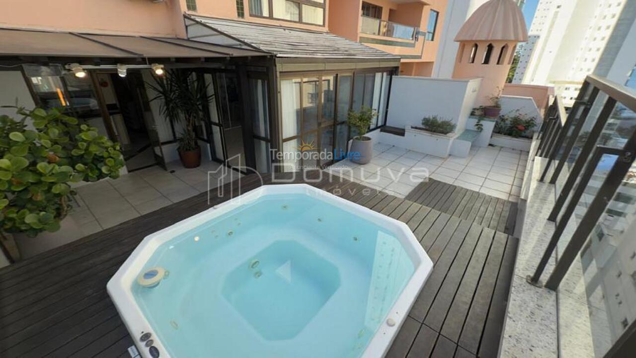 Apartamento para aluguel de temporada em Balneário Camboriú (Centro)