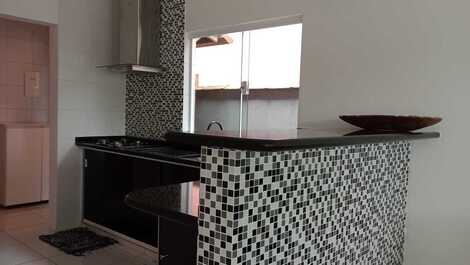 House with walking access to Lázaro beach.