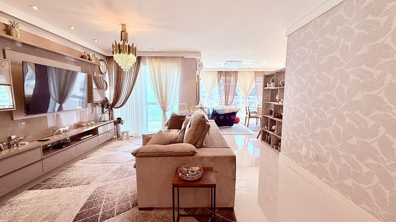 Apartamento para aluguel de temporada em Balneário Camboriú (Centro)