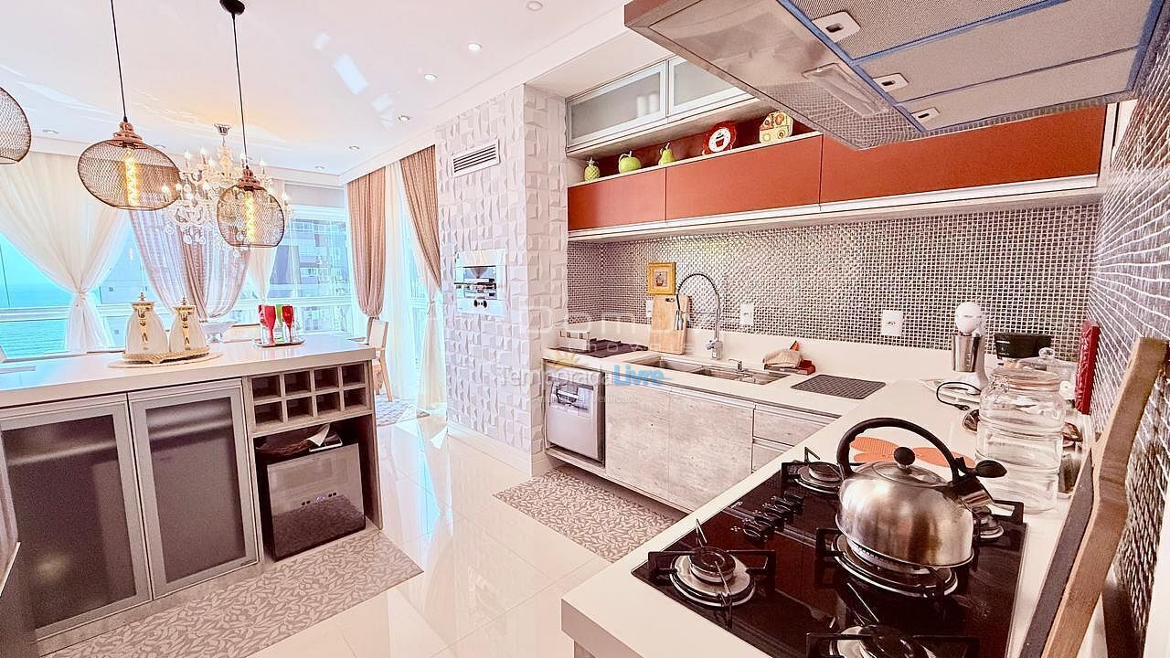 Apartamento para aluguel de temporada em Balneário Camboriú (Centro)