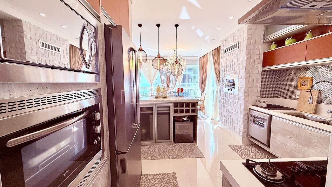 Apartamento para aluguel de temporada em Balneário Camboriú (Centro)