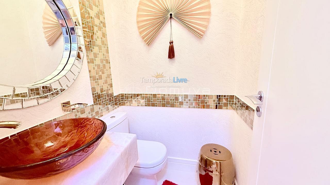 Apartamento para aluguel de temporada em Balneário Camboriú (Centro)