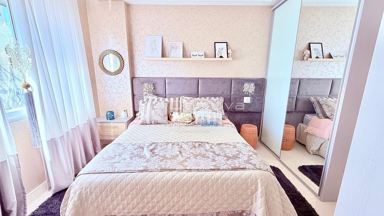 Apartamento para aluguel de temporada em Balneário Camboriú (Centro)