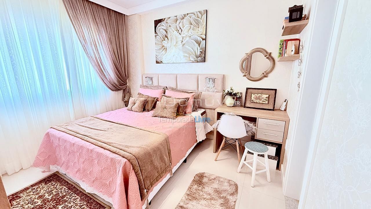 Apartamento para aluguel de temporada em Balneário Camboriú (Centro)