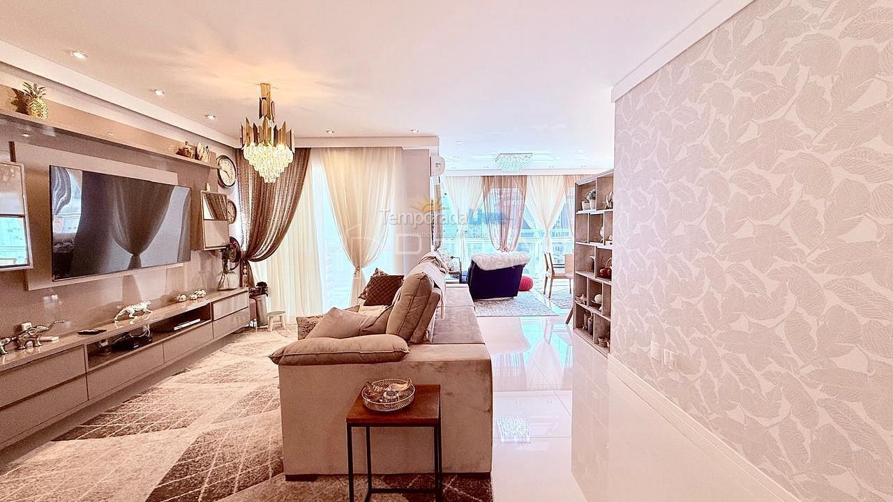 Apartamento para aluguel de temporada em Balneário Camboriú (Centro)