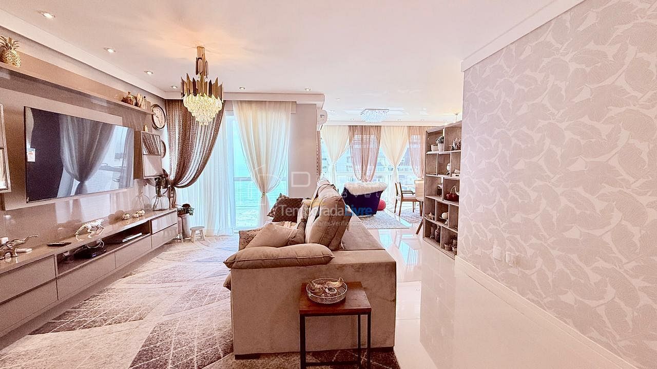 Apartamento para aluguel de temporada em Balneário Camboriú (Centro)