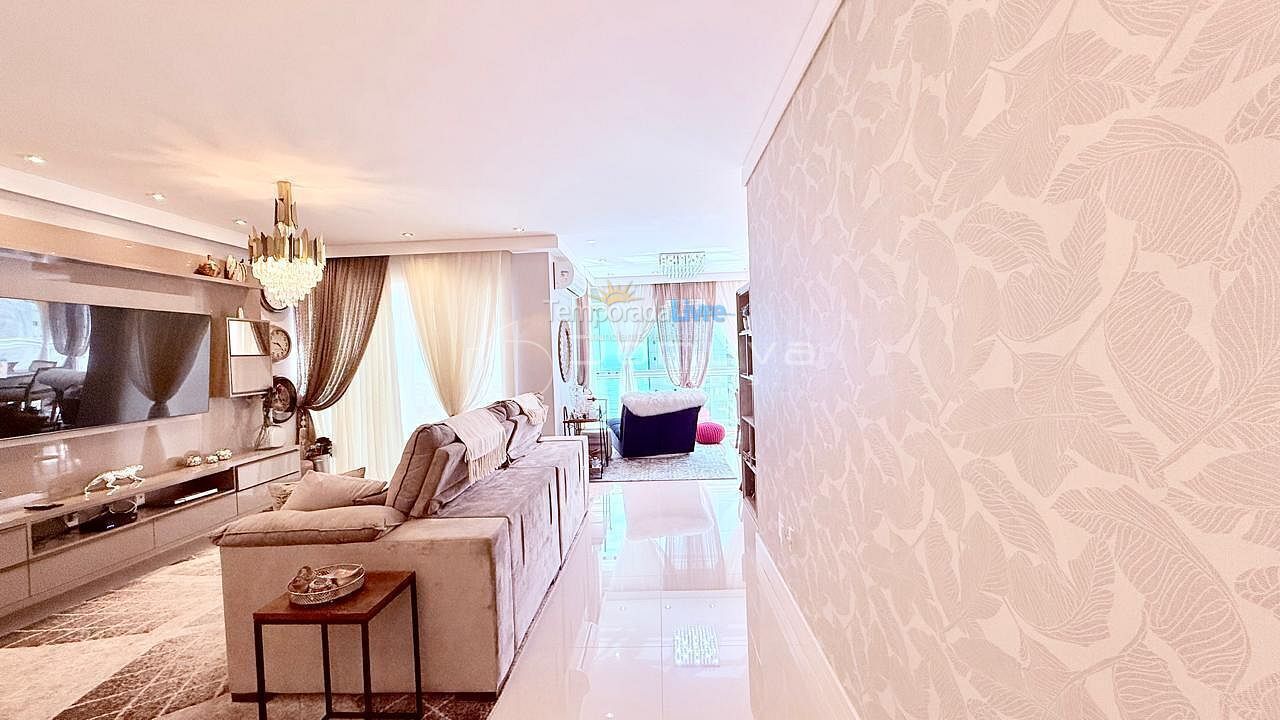 Apartamento para aluguel de temporada em Balneário Camboriú (Centro)