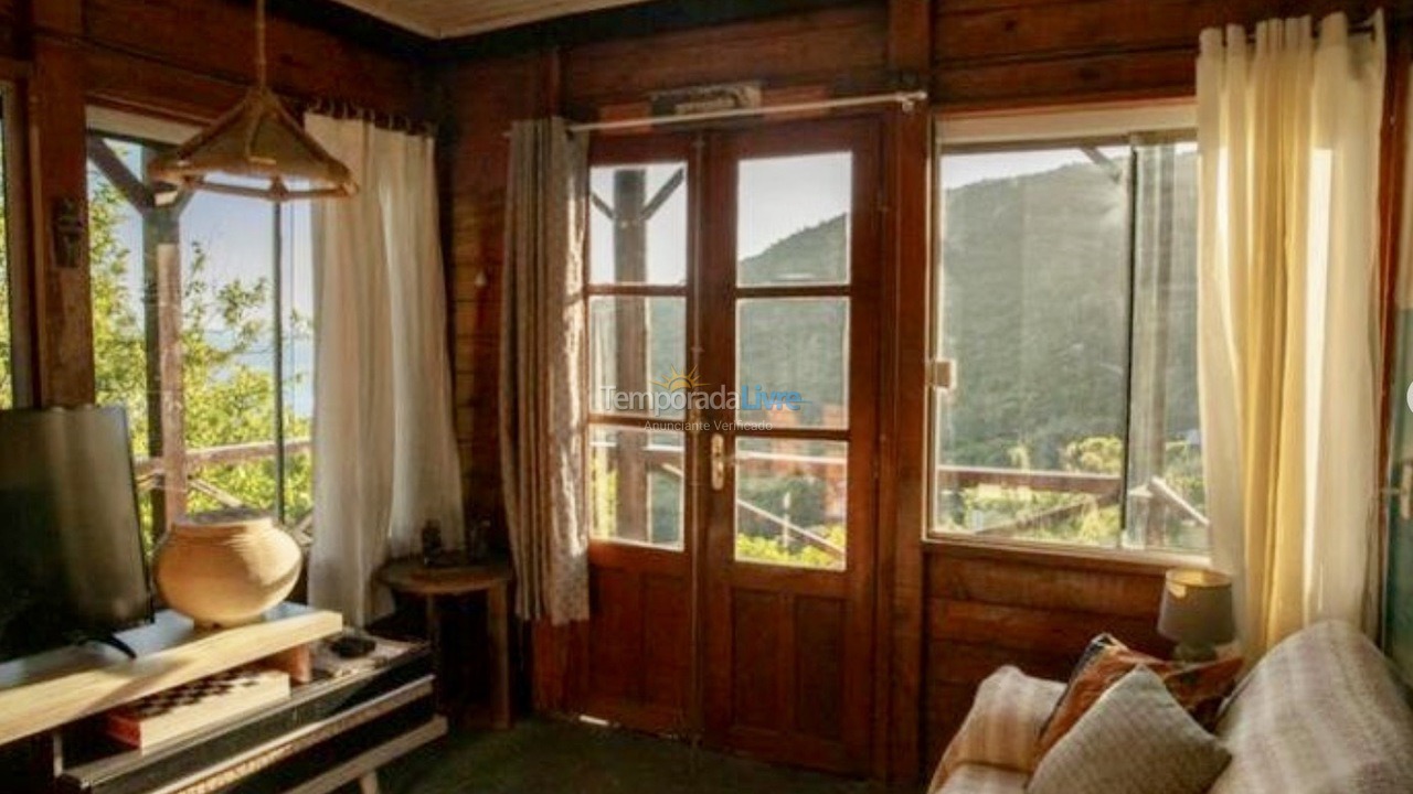 Casa para alquiler de vacaciones em Garopaba (Praia do Silveira)