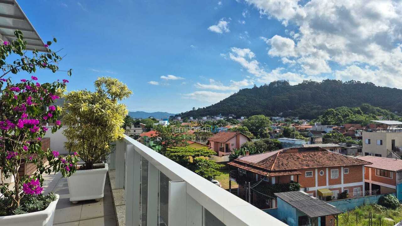 Apartamento para aluguel de temporada em Florianopolis (Canasvieiras)