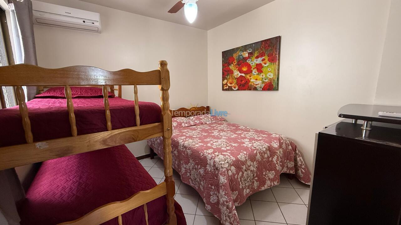 Apartamento para aluguel de temporada em Bombinhas (Praia de Bombinhas)