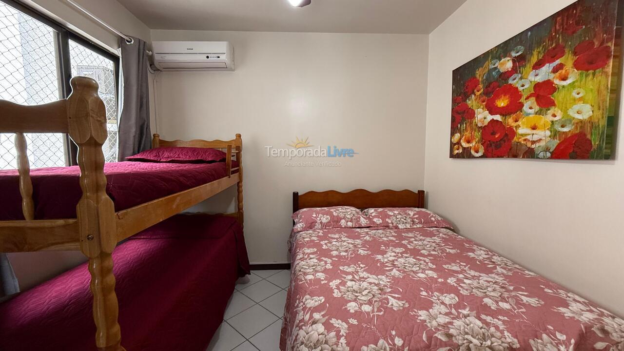 Apartamento para aluguel de temporada em Bombinhas (Praia de Bombinhas)