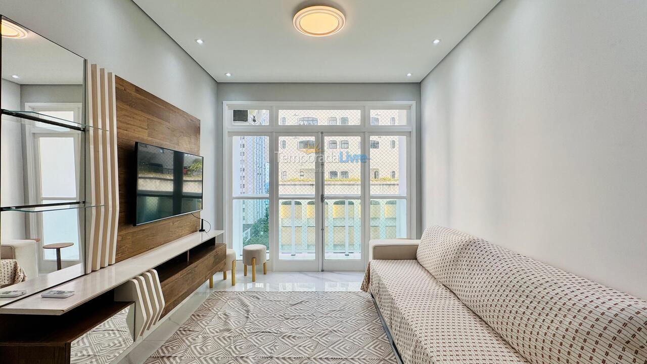 Apartamento para aluguel de temporada em Guarujá (Pitangueiras)