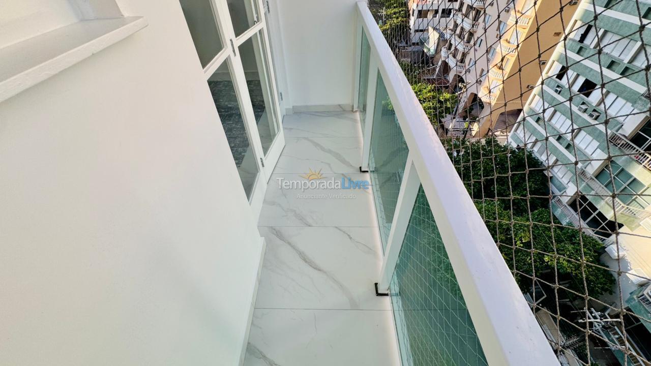 Apartamento para aluguel de temporada em Guarujá (Pitangueiras)