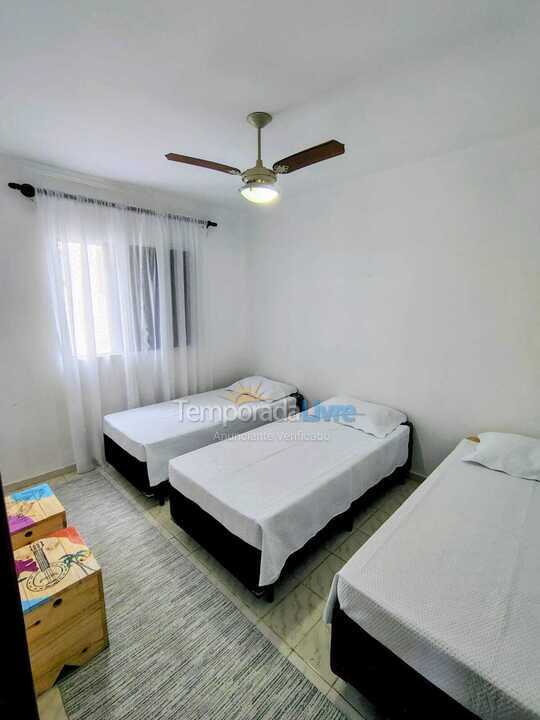 Apartamento para aluguel de temporada em Praia Grande (Caiçara Jardim Real)