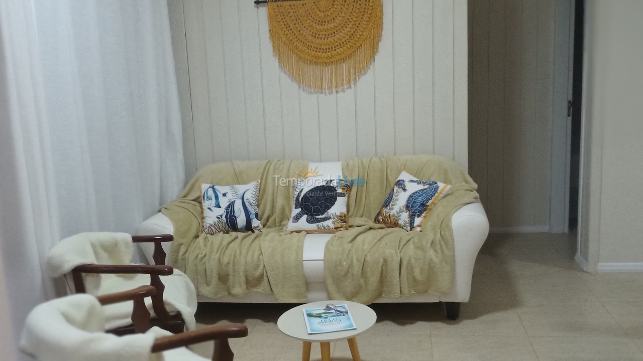 Casa para aluguel de temporada em Governador Celso Ramos (Fazenda da Armação)