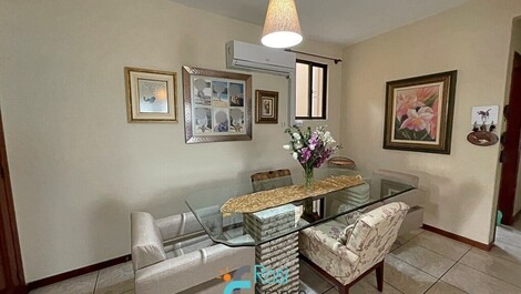 Apartamento frente al mar con piscina y 4 suites – Meia Praia/SC