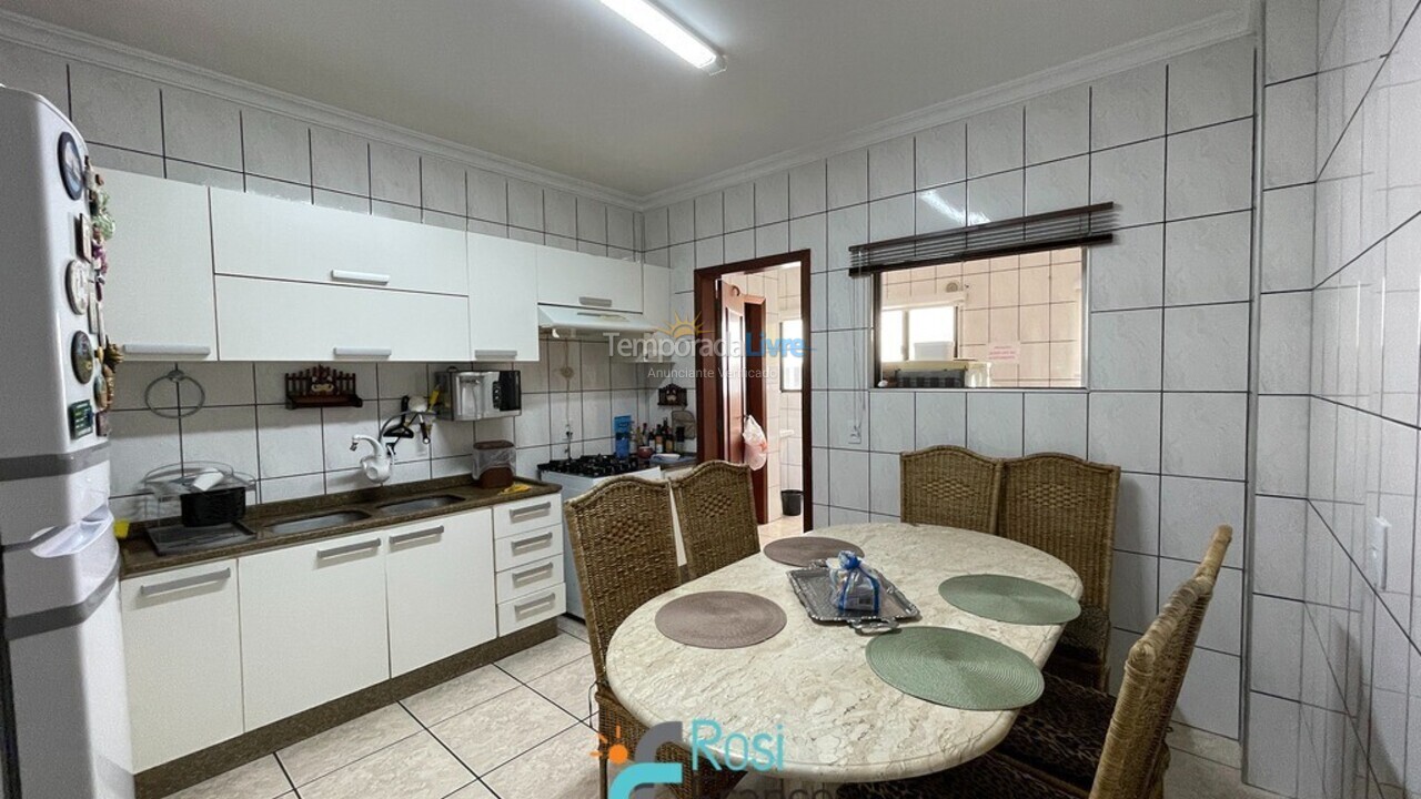 Apartamento para alquiler de vacaciones em Itapema (Meia Praia Frente Mar)