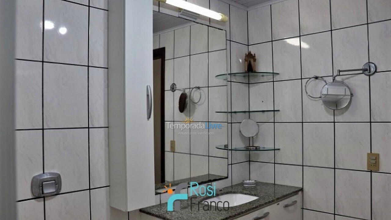 Apartamento para alquiler de vacaciones em Itapema (Meia Praia Frente Mar)