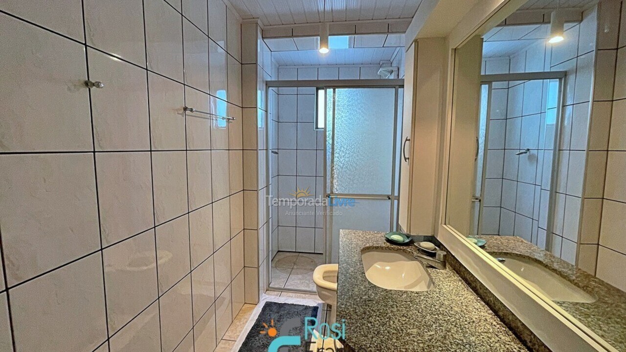 Apartamento para alquiler de vacaciones em Itapema (Meia Praia Frente Mar)