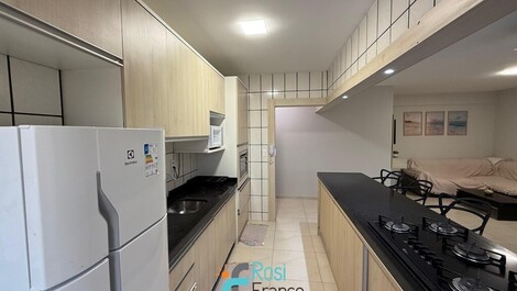 Apartamento de 3 habitaciones con vista al mar en Meia Praia, SC