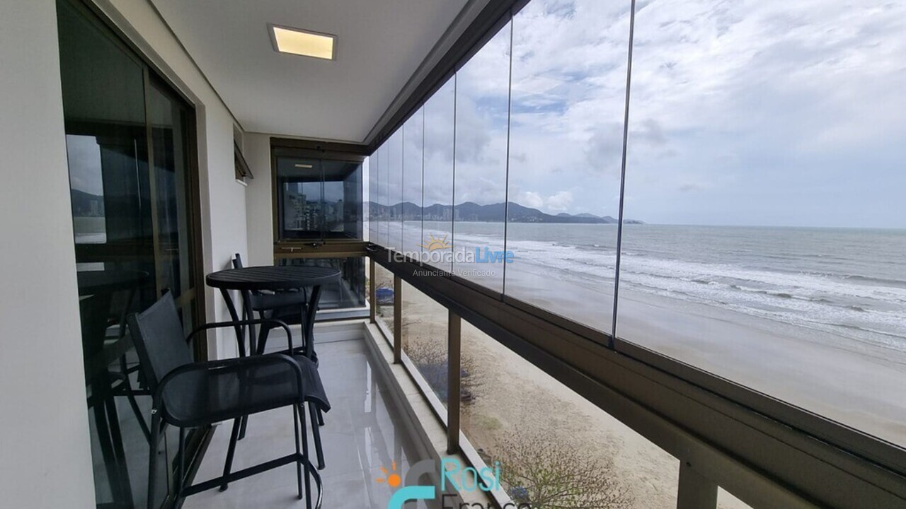 Apartment for vacation rental in Itapema (Meia Praia Quadra do Mar)