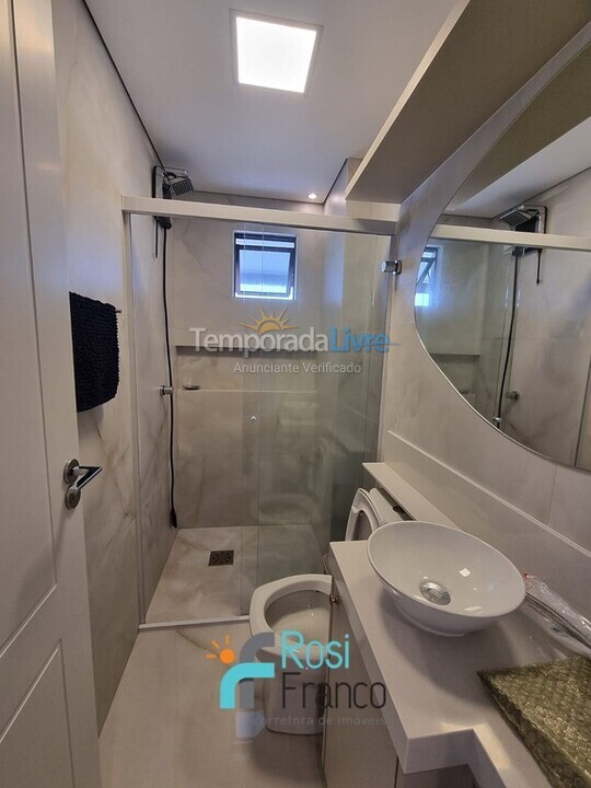 Apartment for vacation rental in Itapema (Meia Praia Quadra do Mar)