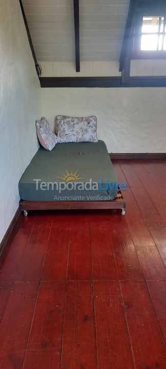 Casa para alquiler de vacaciones em Palhoça (Guarda do Embaú)