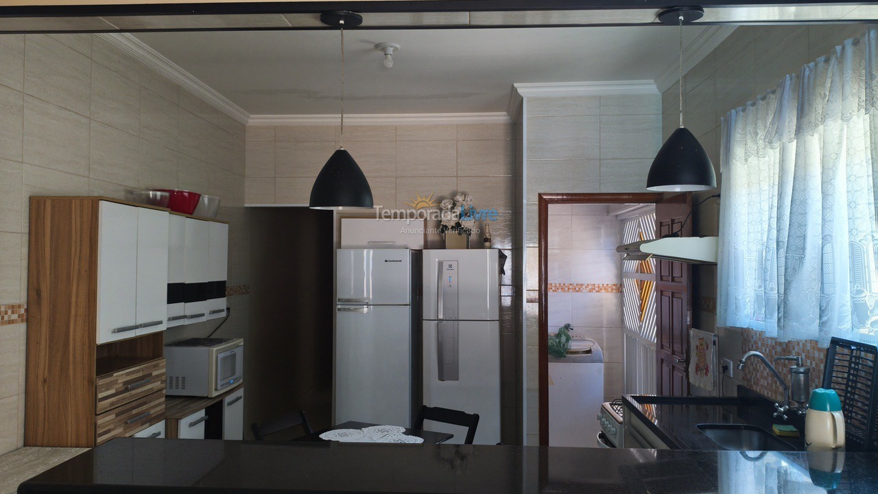 Casa para alquiler de vacaciones em Praia Grande (Praia do Caiçara)