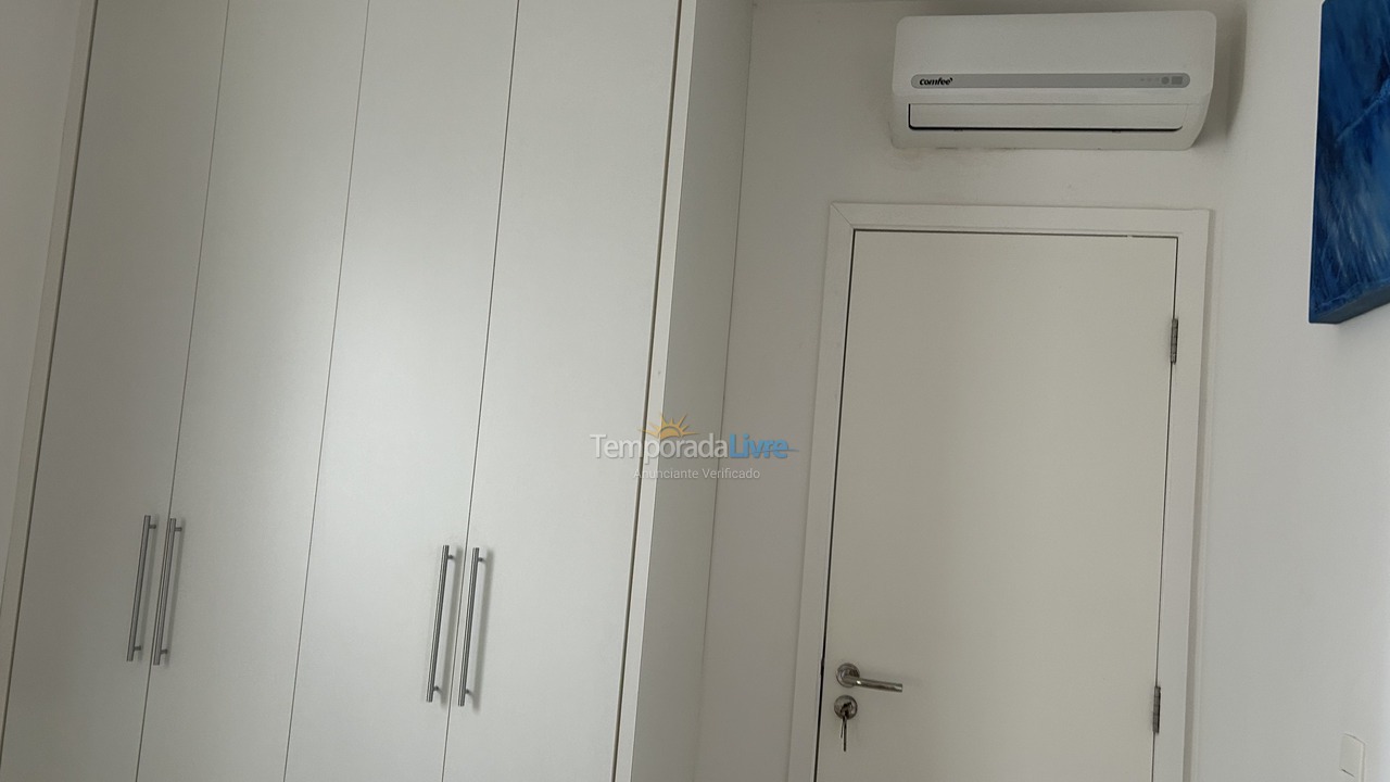 Apartamento para aluguel de temporada em Bertioga (Praia da Enseada)