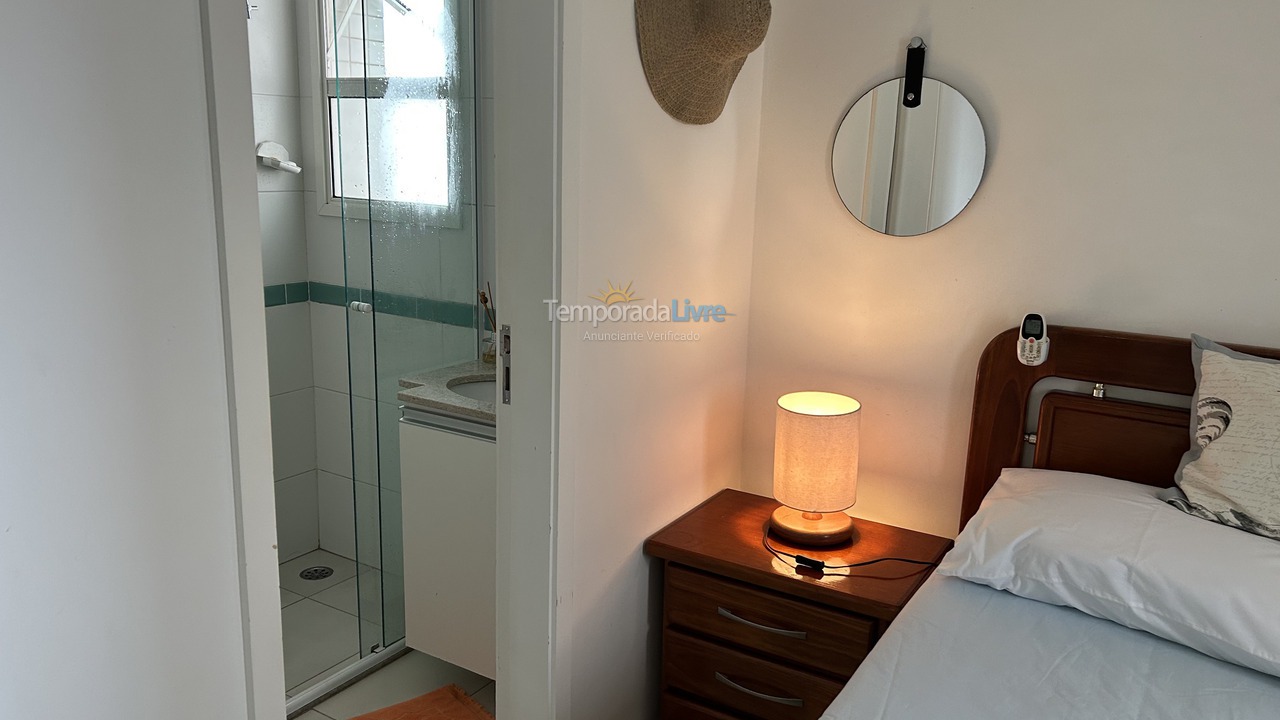 Apartamento para aluguel de temporada em Bertioga (Praia da Enseada)