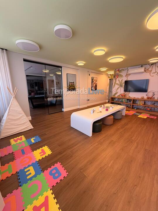 Apartamento para alquiler de vacaciones em Bombinhas (Praia de Bombas)