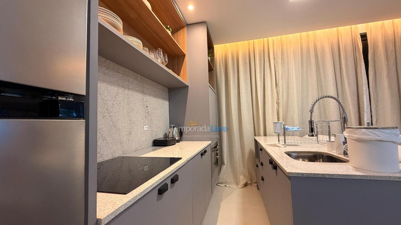 Apartamento para alquiler de vacaciones em Bombinhas (Praia de Bombas)