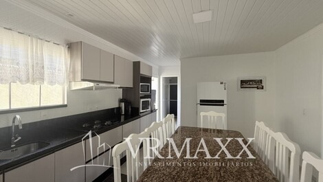 Casa con piscina para 12 personas en Bombinhas