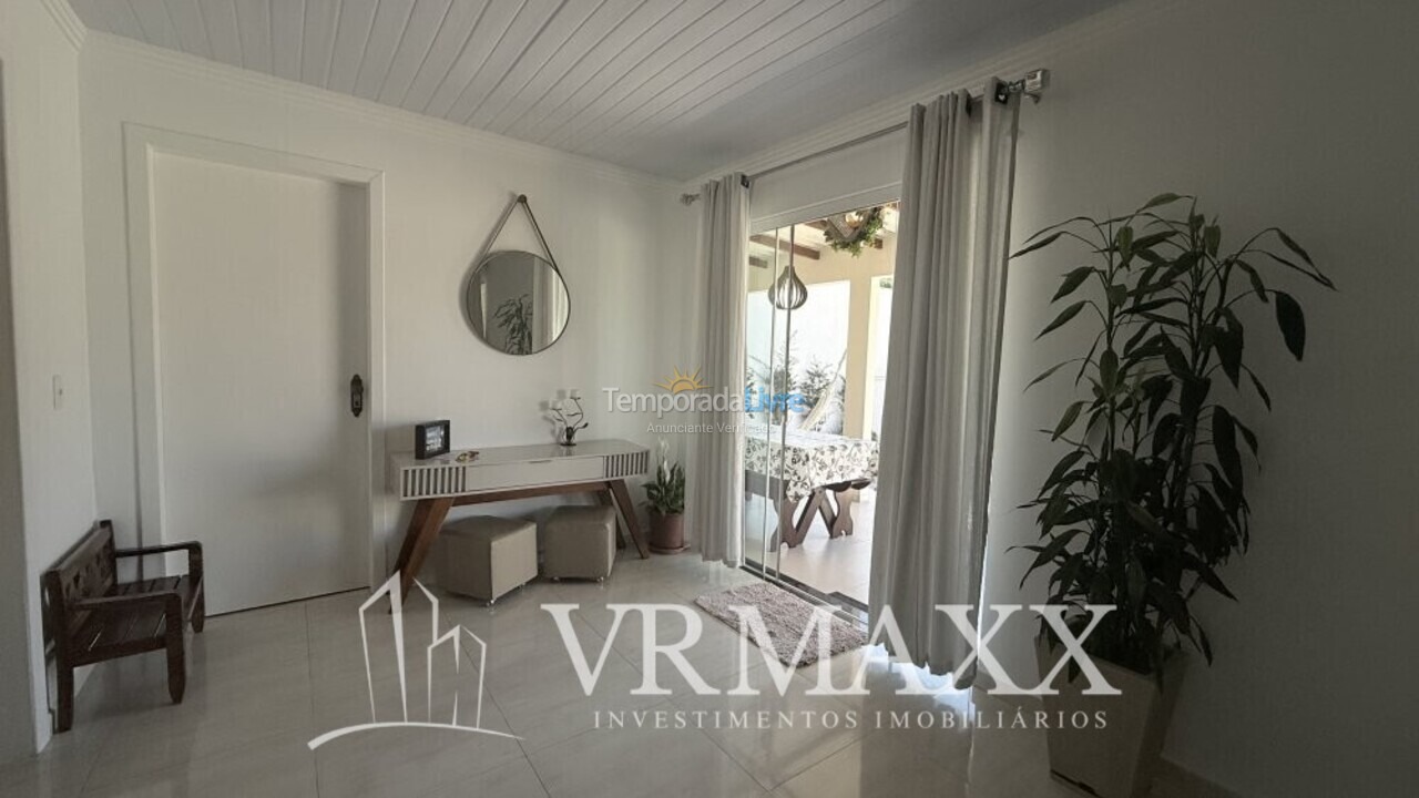 Casa para alquiler de vacaciones em Bombinhas (Sertãozinho)