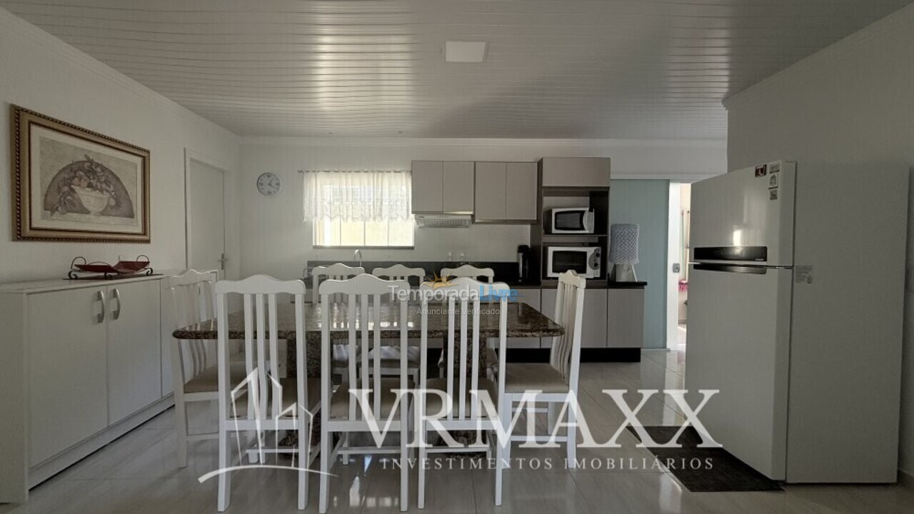 Casa para alquiler de vacaciones em Bombinhas (Sertãozinho)