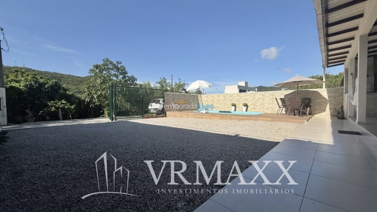 Casa para alquiler de vacaciones em Bombinhas (Sertãozinho)