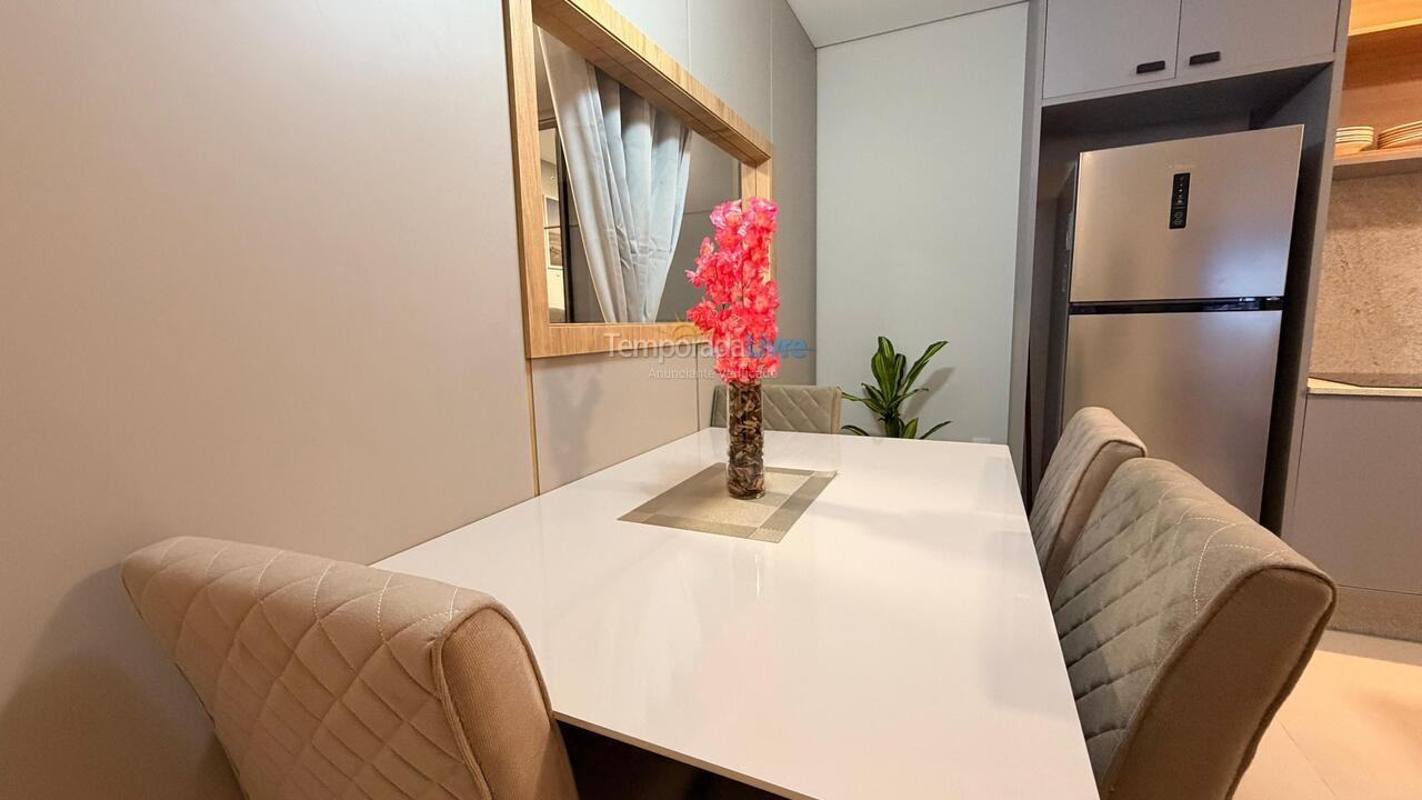 Apartamento para alquiler de vacaciones em Bombinhas (Praia de Bombas)