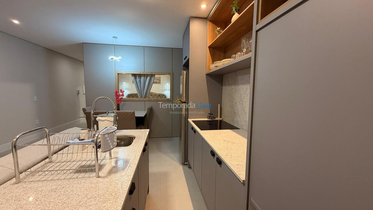 Apartamento para alquiler de vacaciones em Bombinhas (Praia de Bombas)