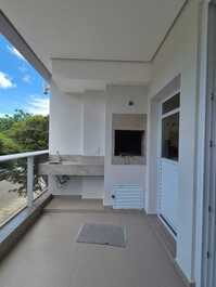 SEASONAL RENTAL: JURERÊ, 2 BEDROOMS (1 SUITE)