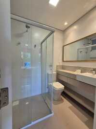 SEASONAL RENTAL: JURERÊ, 2 BEDROOMS (1 SUITE)