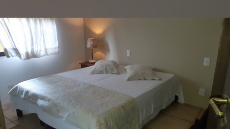 Condomínio pé na areia casa aconchegante 4 suítes Praia de Manguinhos