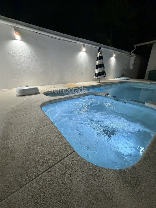 Casa para aluguel de temporada em Florianopolis (Praia dos Ingleses)